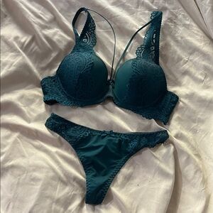 Dark Green Lace Push-Up Bra & Thong Set